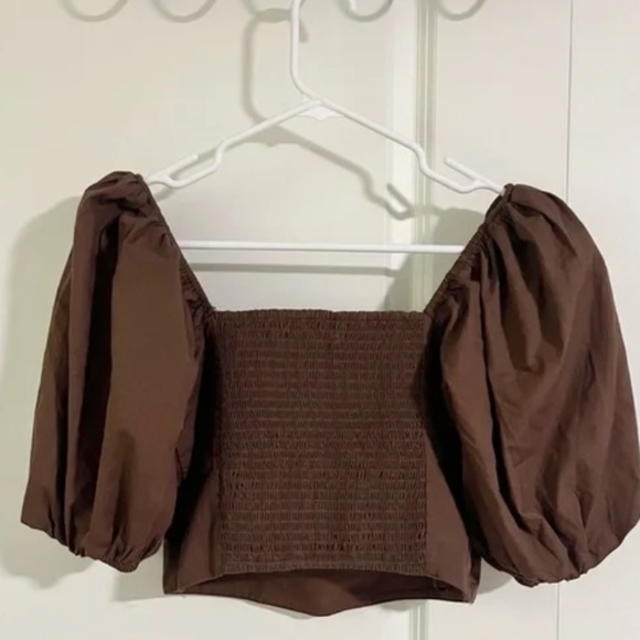 NWOT Abercrombie & Fitch Abercrombie Puff Sleeve Top Size: Small - Picture 5 of 6